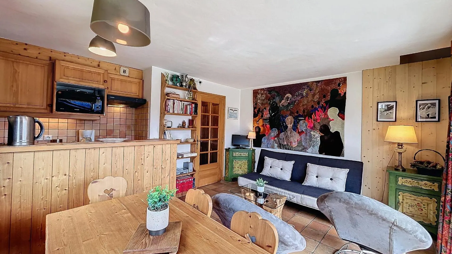 Appartement Mont Blanc : 2 Chambres, Terrasse, Parking Et Equipements Modernes - Fr-1-560-131 Demi-Quartier France